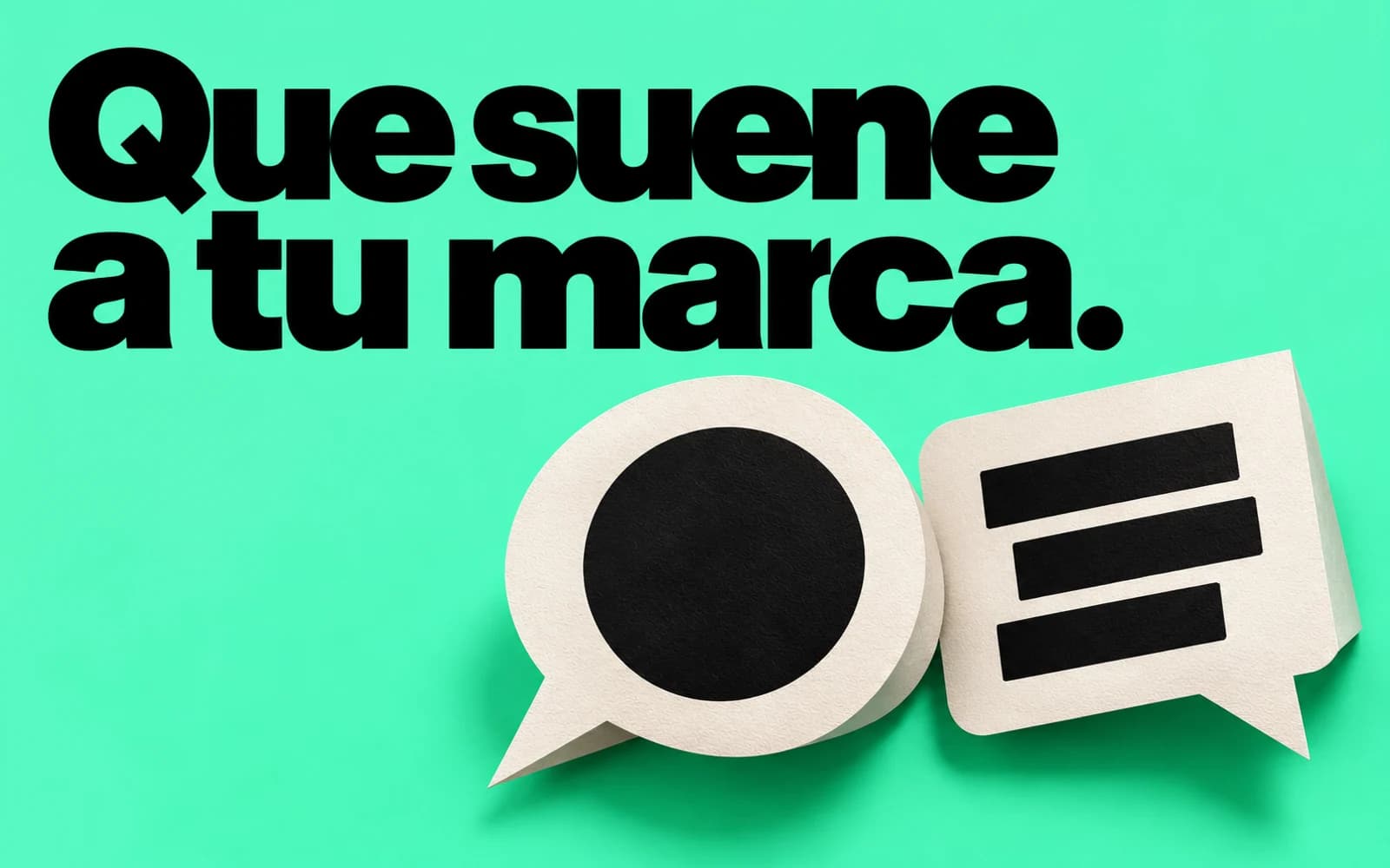 Bocadillos de papel sobre fondo menta y el mensaje «Que suene a tu marca.»